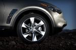 Infiniti FX50 2009 года